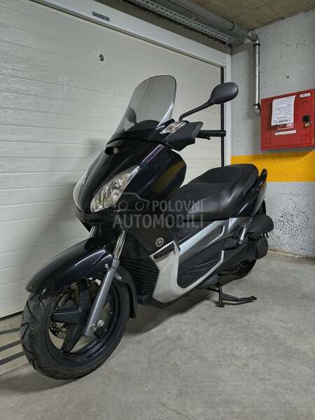 Yamaha Xmax 250 X max
