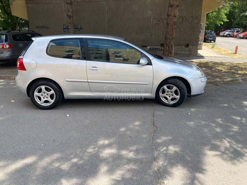 Volkswagen Golf 5 1.4