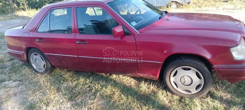 Mercedes Benz E 200 