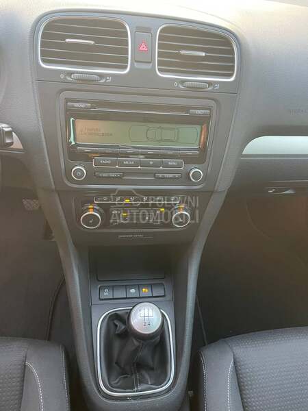 Volkswagen Golf 6 1.6 TDI TEAM