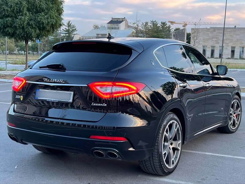 Maserati Levante SQ4
