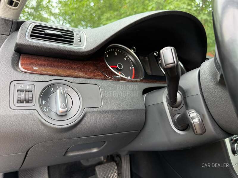Volkswagen Passat B7 DSG/ACC/Highline