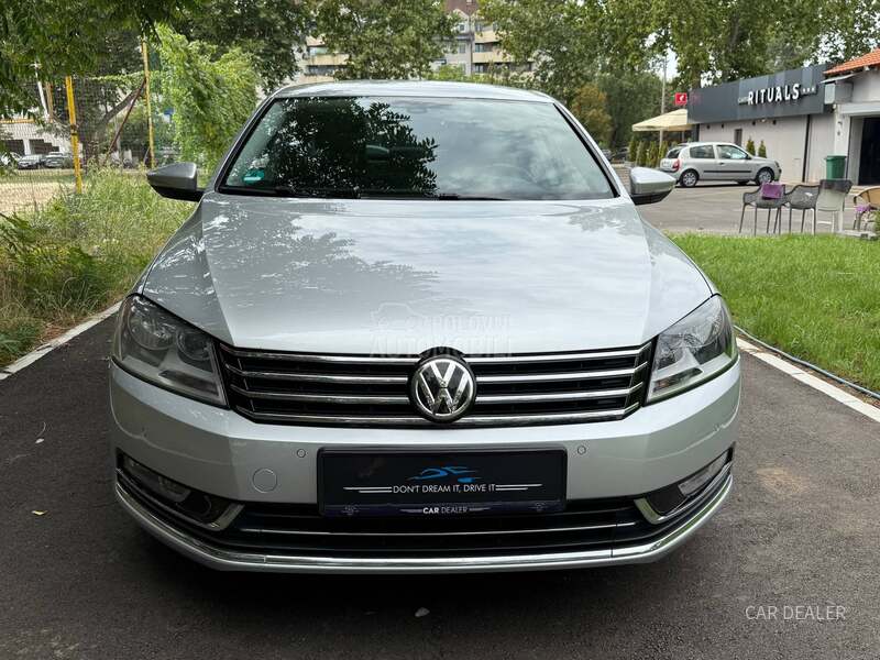 Volkswagen Passat B7 DSG/ACC/Highline