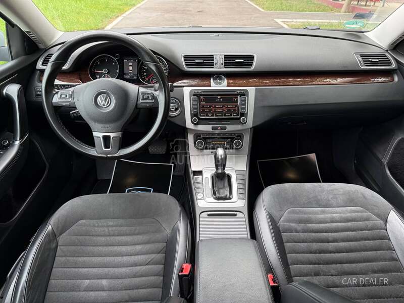 Volkswagen Passat B7 DSG/ACC/Highline