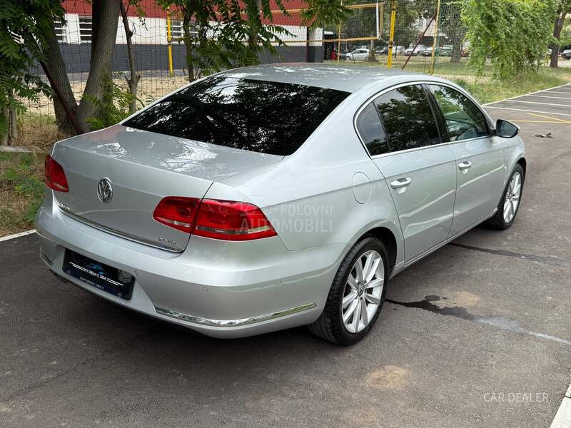 Volkswagen Passat B7 DSG/ACC/Highline