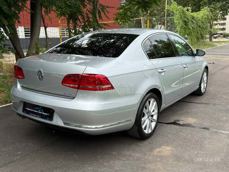 Volkswagen Passat B7 DSG/ACC/Highline