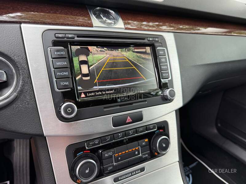 Volkswagen Passat B7 DSG/ACC/Highline