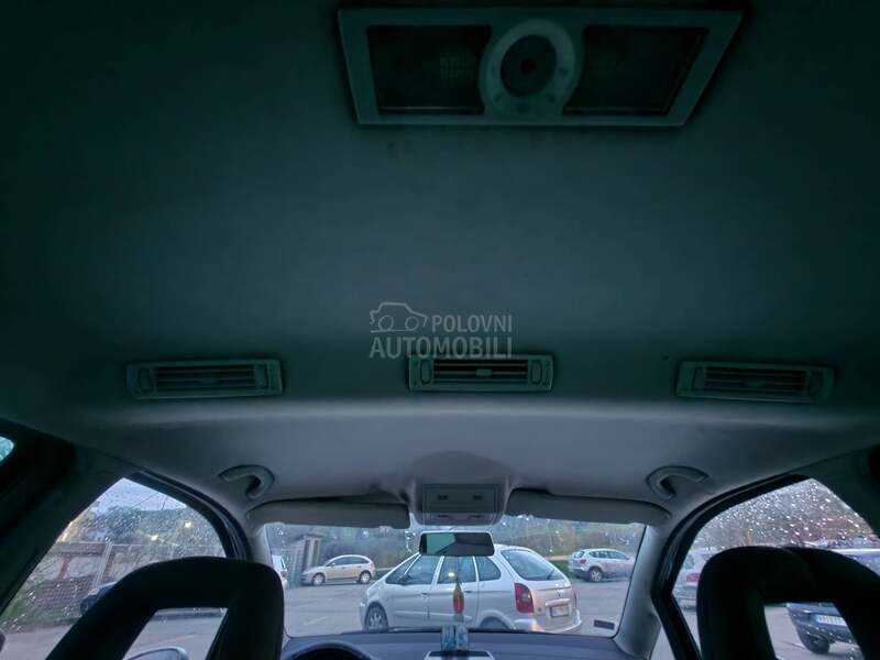 Volkswagen Sharan 7 sedista