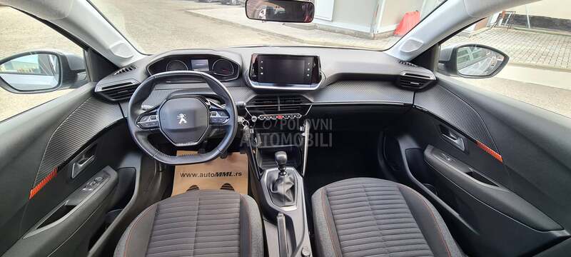 Peugeot 208 1.2 puretech 100