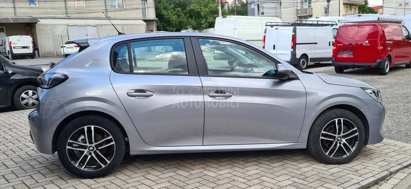 Peugeot 208 1.2 puretech 100