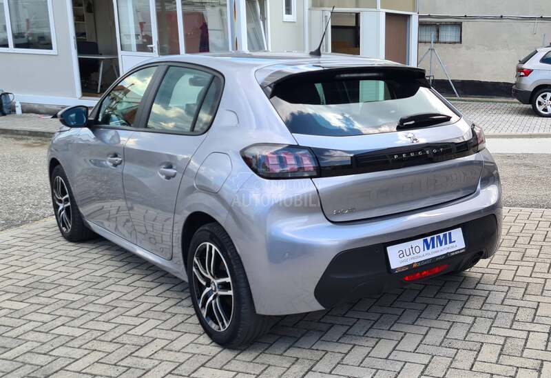 Peugeot 208 1.2 puretech 100