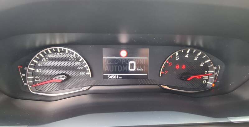 Peugeot 208 1.2 puretech 100