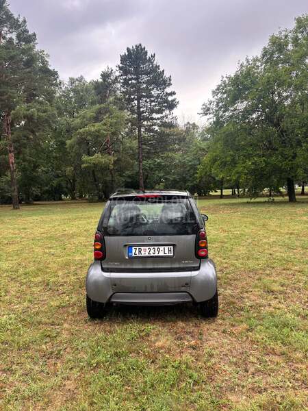 Smart ForTwo 695ccm