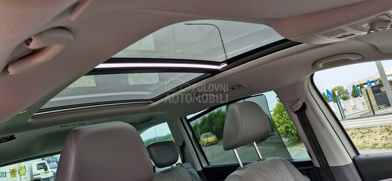 Volkswagen Sharan 2,0 TDI 7 sed 4x4
