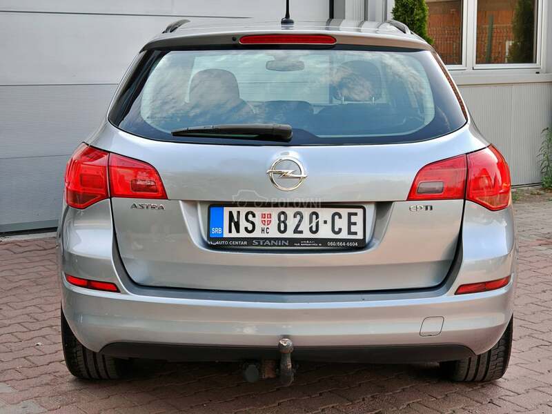 Opel Astra J 1.7 CDTI / REGIS