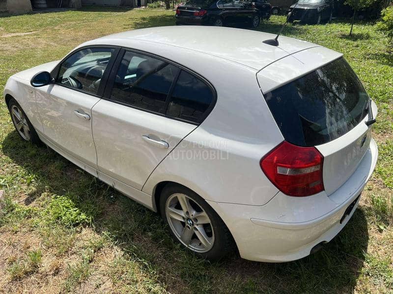 BMW 120 d E87 -  kompletan auto u delovima