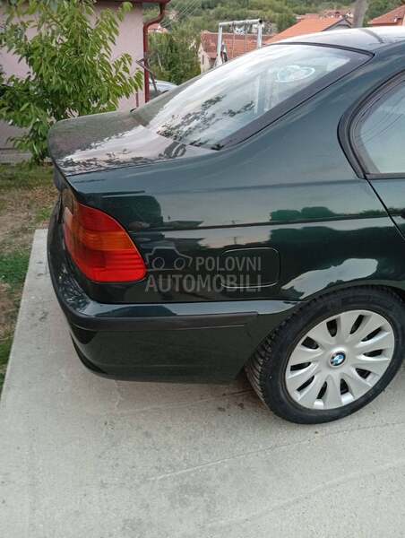 BMW 318 
