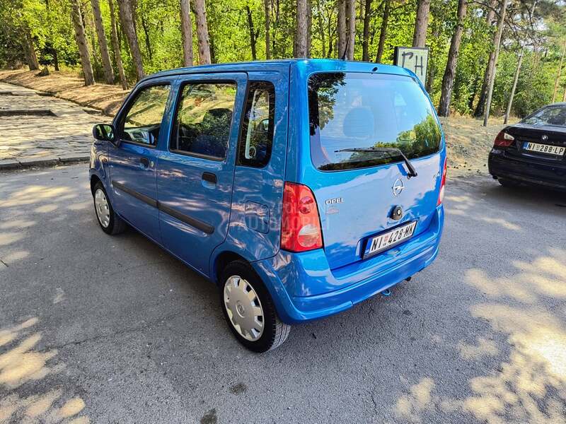 Opel Agila 