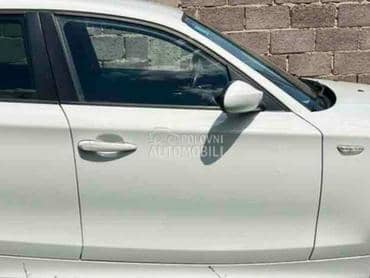 Vrata prednja desna bela E87 za BMW 125, 116, 118 ... od 2004. do 2013. god.