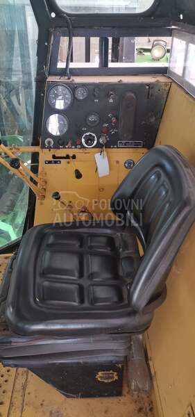 New Holland 8030