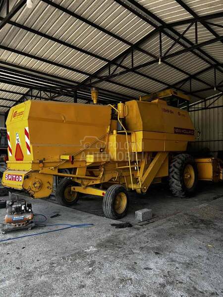 New Holland 8030