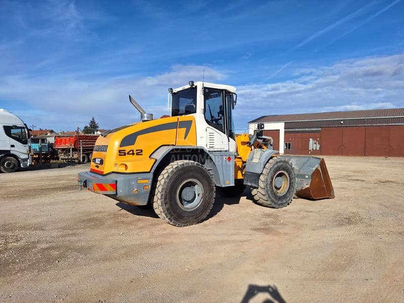 Liebherr L 542