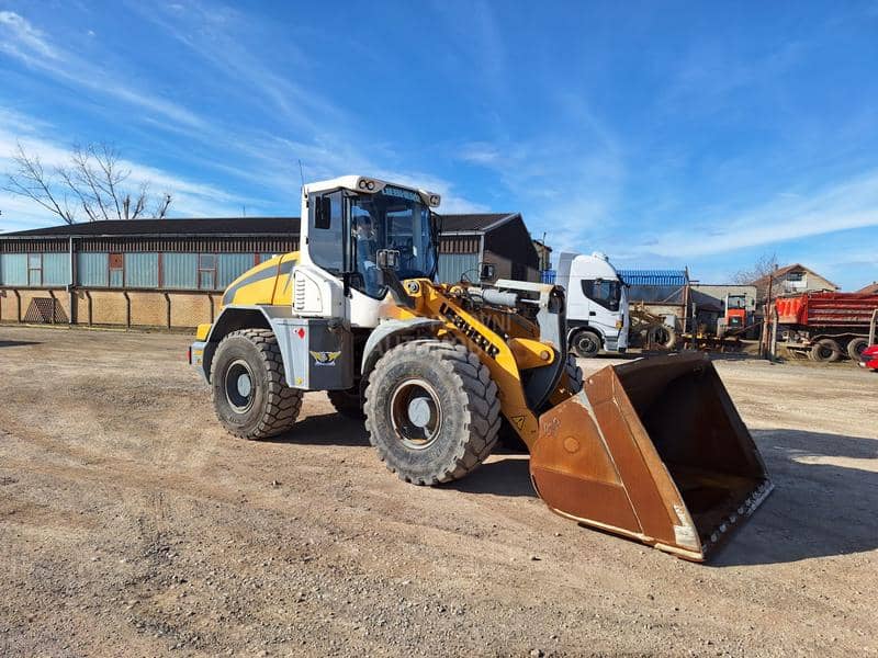 Liebherr L 542