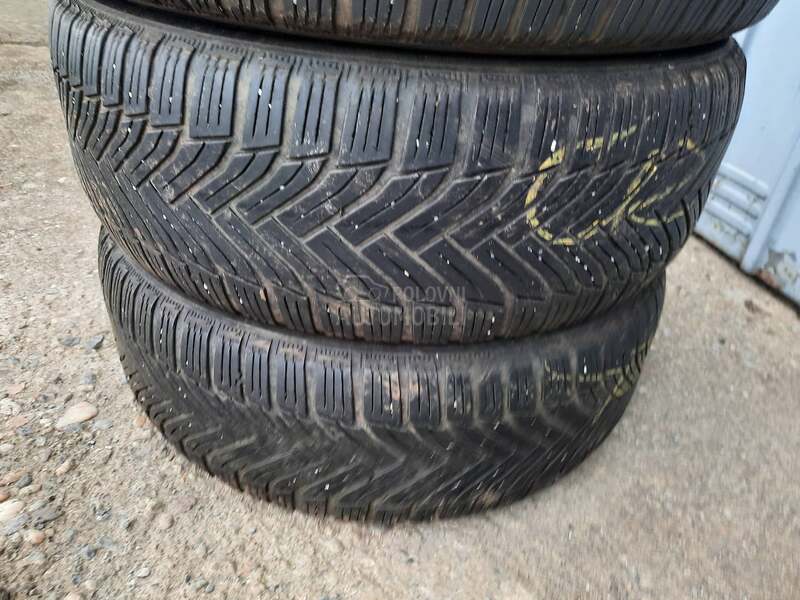 Michelin 215/60 R16 Zimska