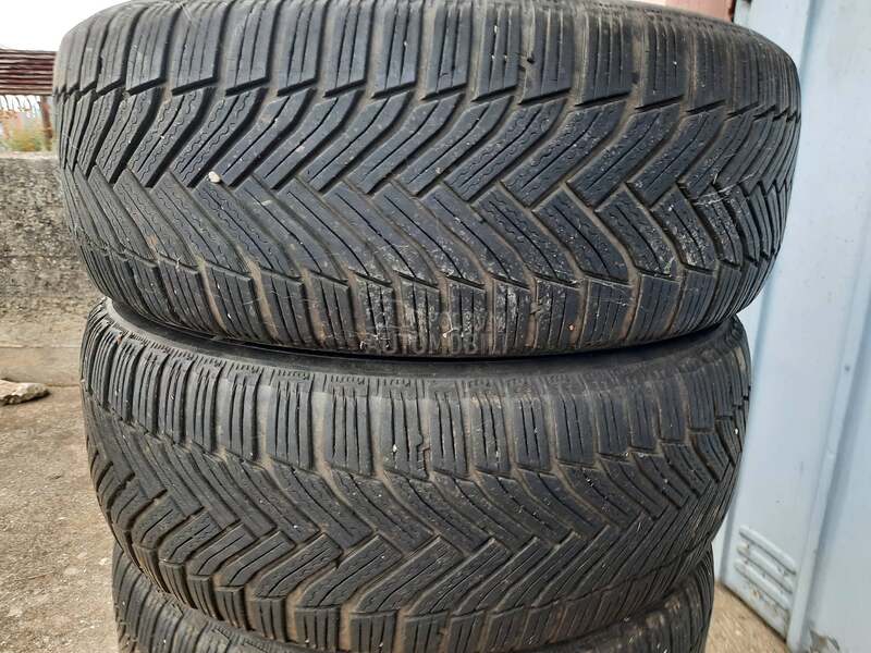 Michelin 215/60 R16 Zimska
