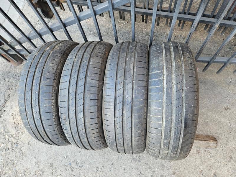 Goodyear 185/60 R15 Letnja