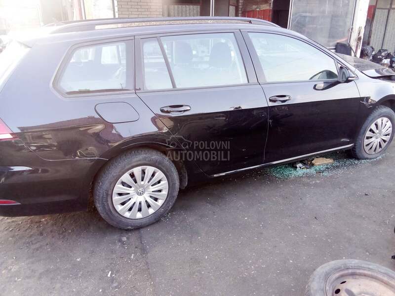 Volkswagen Golf 7 2017. god. -  kompletan auto u delovima