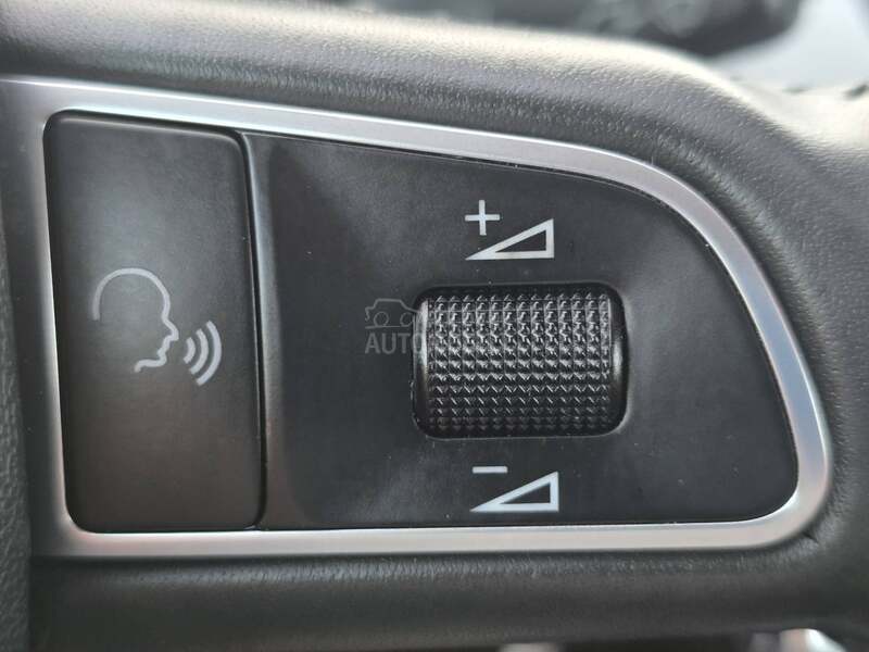 Audi A4 2.0 tdi S line