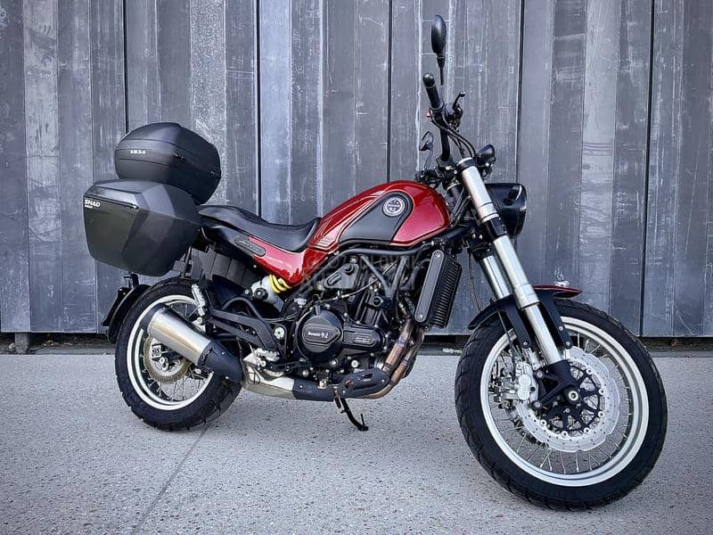 Benelli Leoncino 500 Trail