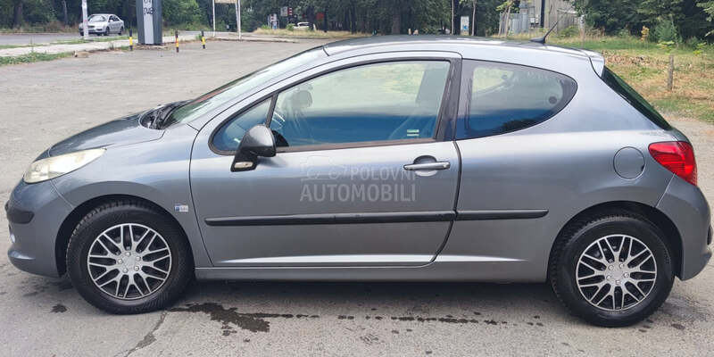 Peugeot 207 1.4