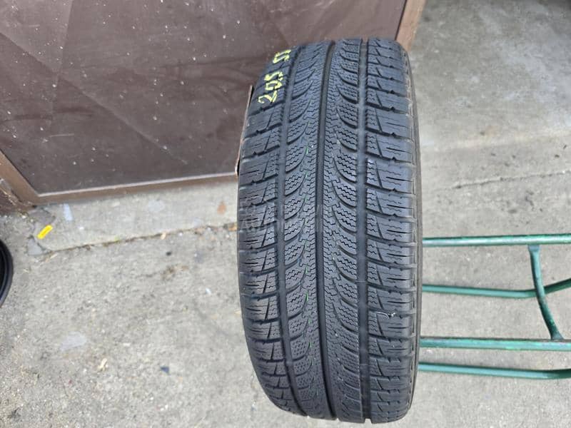 Kumho 205/55 R16 Zimska