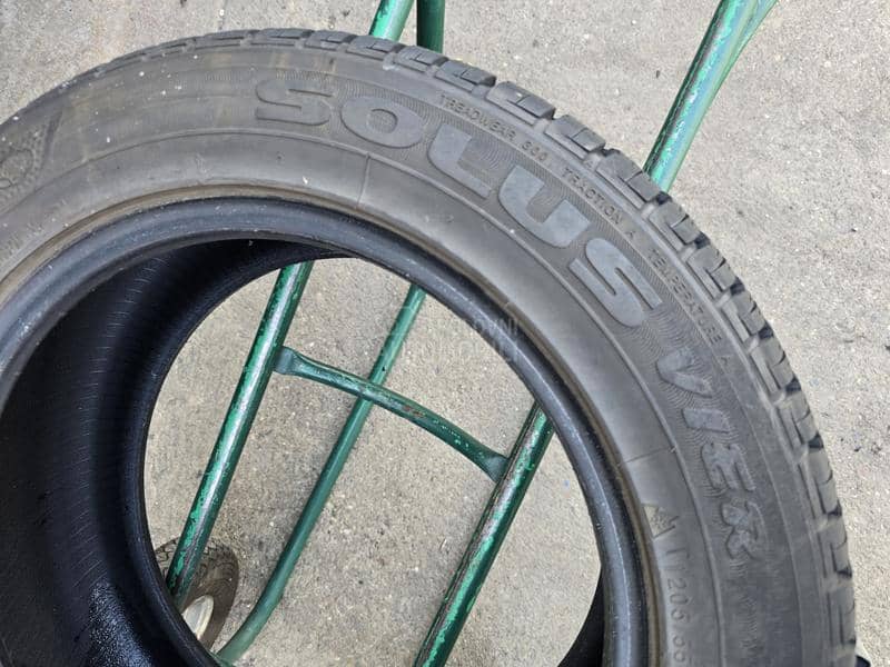 Kumho 205/55 R16 Zimska