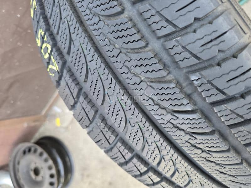 Kumho 205/55 R16 Zimska