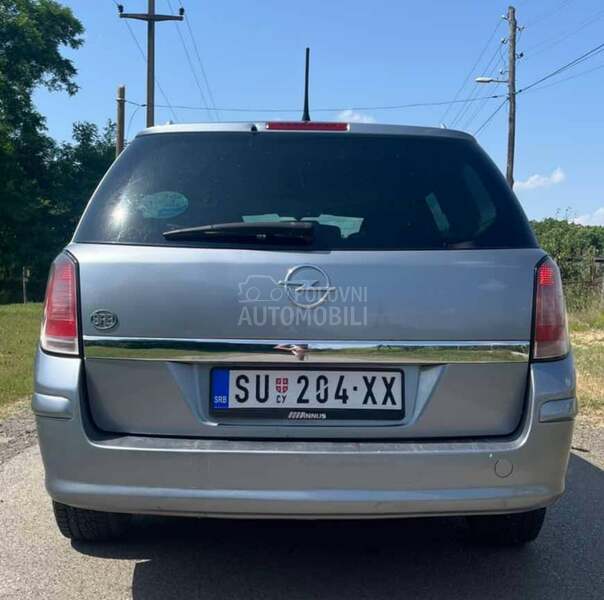 Opel Astra H 1.9 cdti COSMO