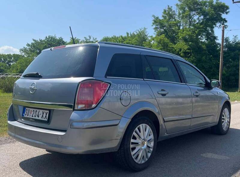 Opel Astra H 1.9 cdti COSMO