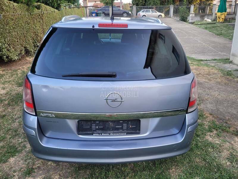 Opel Astra H 