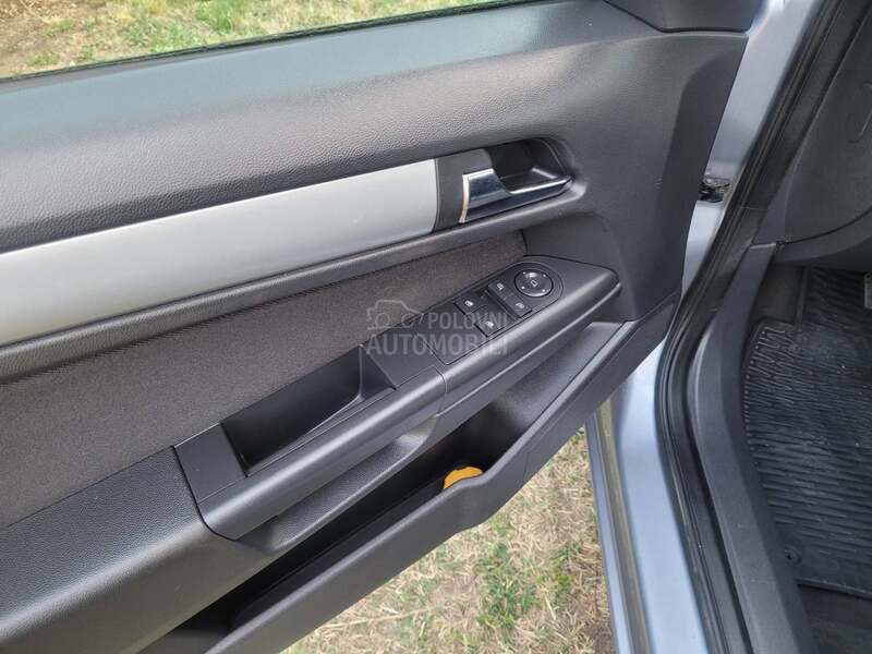 Opel Astra H 