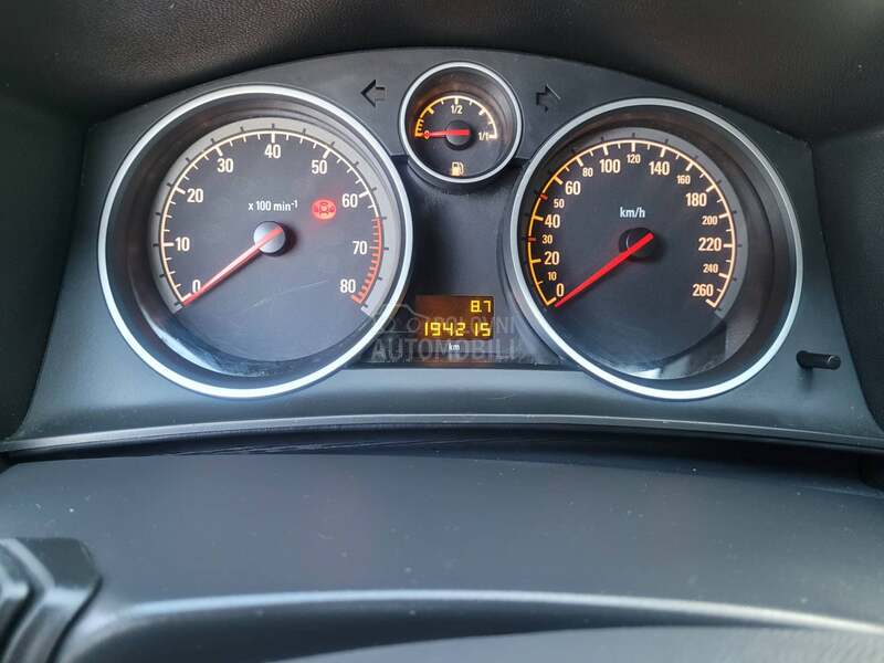 Opel Astra H 