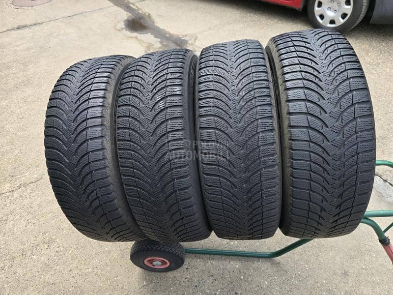 Michelin 215/60 R17 Zimska