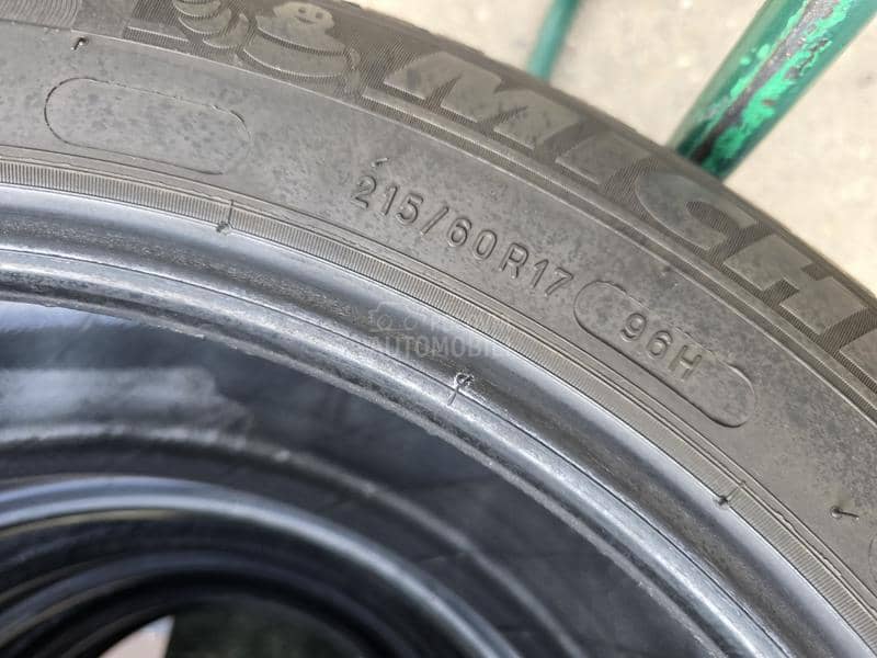 Michelin 215/60 R17 Zimska