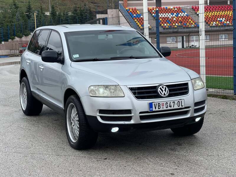 Volkswagen Touareg v6