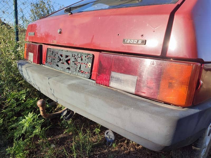 Lada Samara 1.3 i 1.5 1991. god. -  kompletan auto u delovima