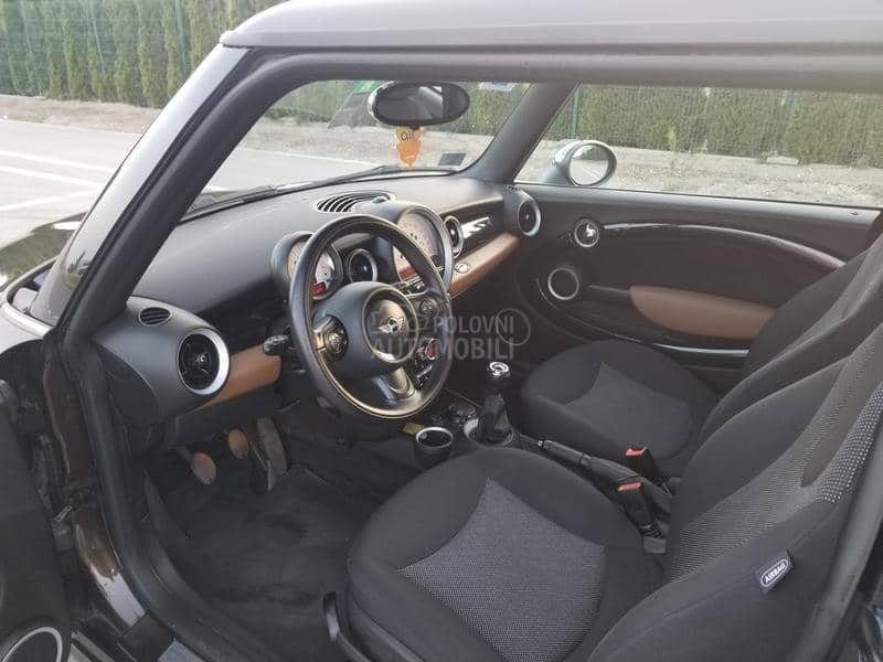 MINI Cooper 1.6i