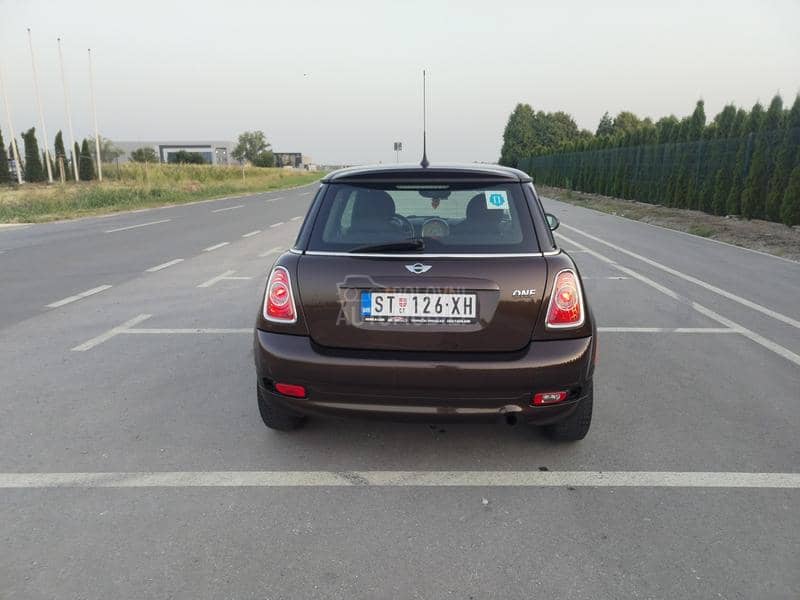 MINI Cooper 1.6i