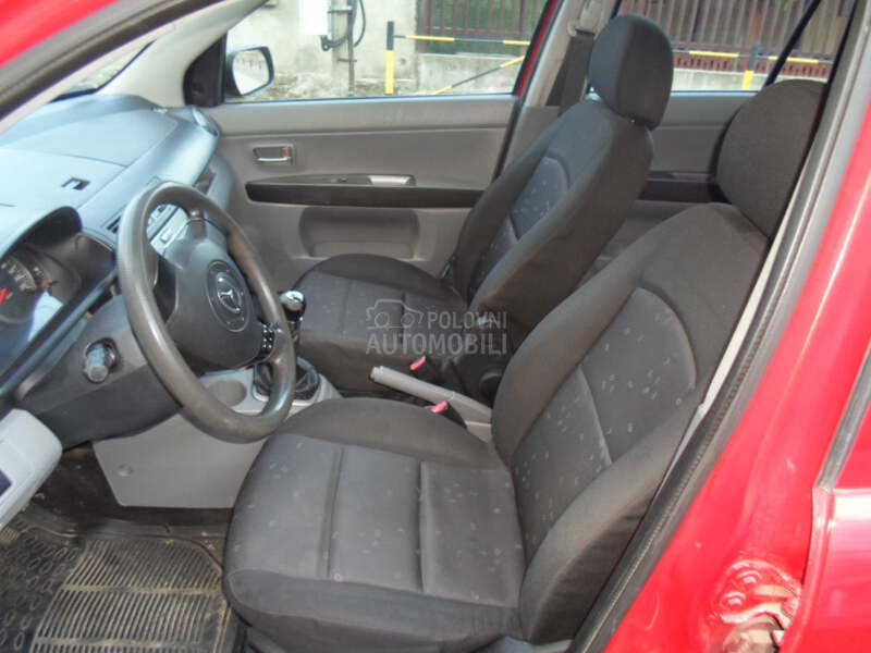 Mazda 2 
