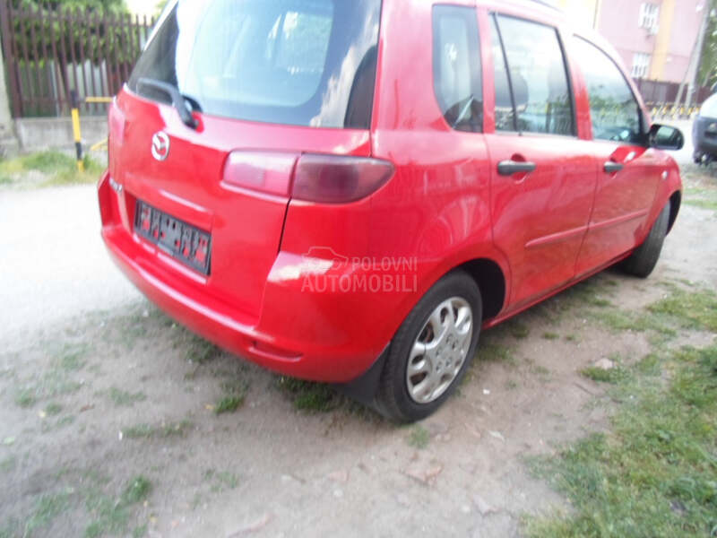 Mazda 2 